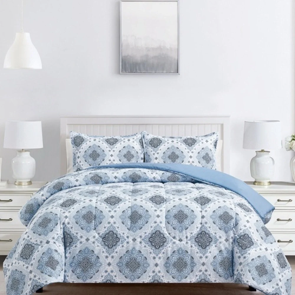 3 Piece Reversible King Comforter Set Blue and White Print